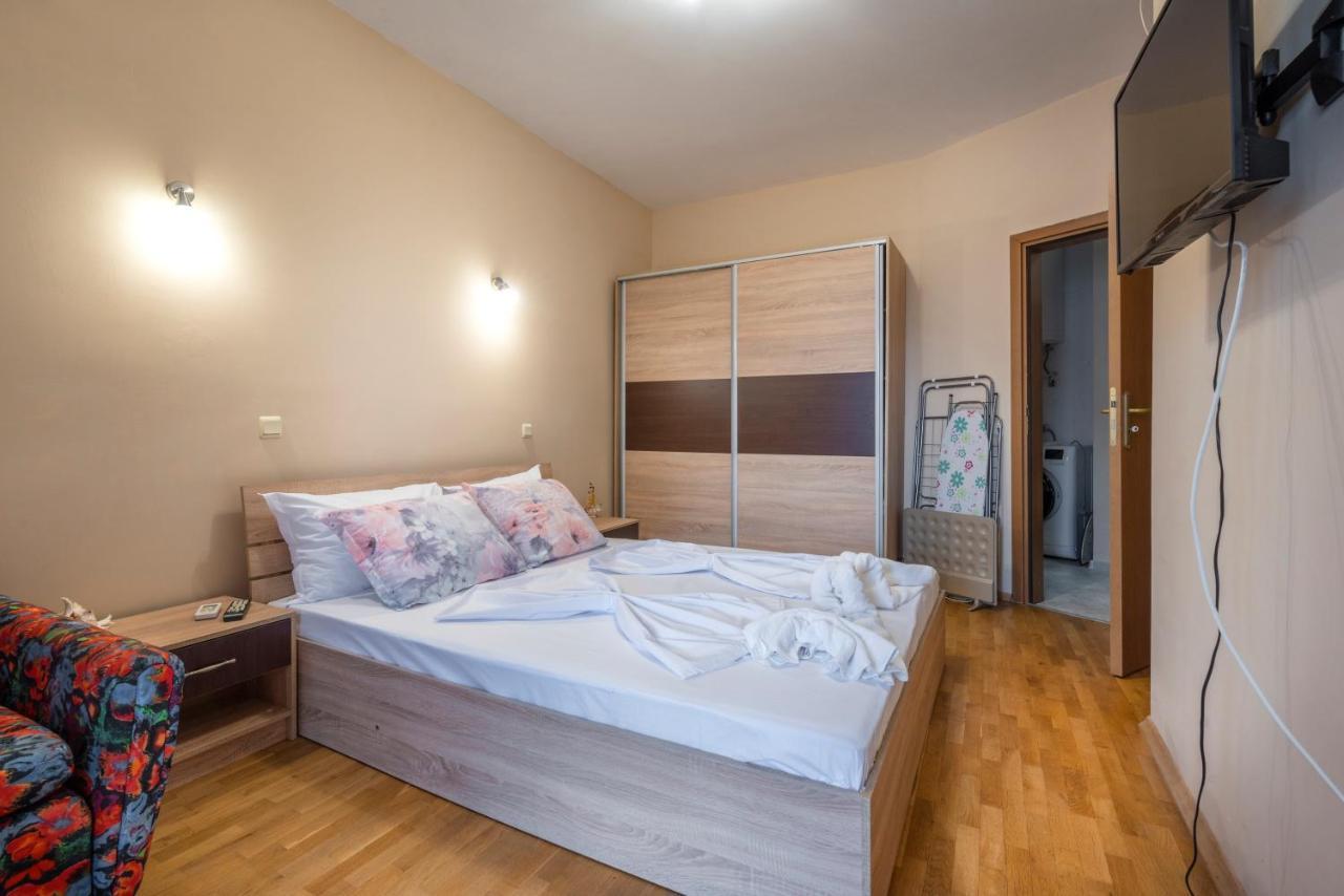 Azure Pretty Apartment Top Location Near Sea Garden Burgas City Exterior foto